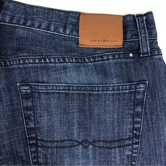 Lucky Brand 221 Original Straight Men's Dark Blue Wash Denim Jeans Distressed 38 - Picture 10 of 13